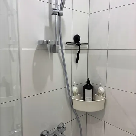 La Petite Escale - Gare De - Petite France - Commerces à Proximité